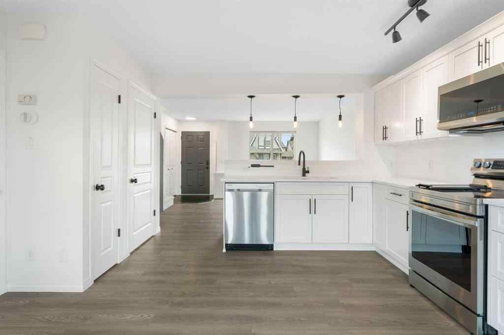 MLS® A2268888 - 211 Elgin Meadows Gardens SE in McKenzie Towne Calgary, Residential