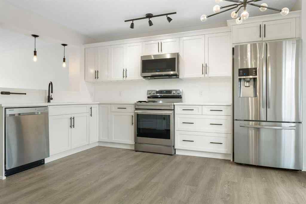 MLS® A2268888 - 211 Elgin Meadows Gardens SE in McKenzie Towne Calgary, Residential