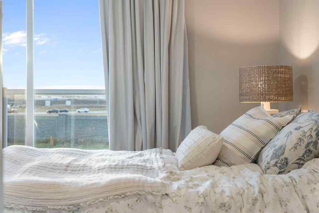 MLS® A2268894 - 523 Woodbriar Place SW in Woodbine Calgary, Residential