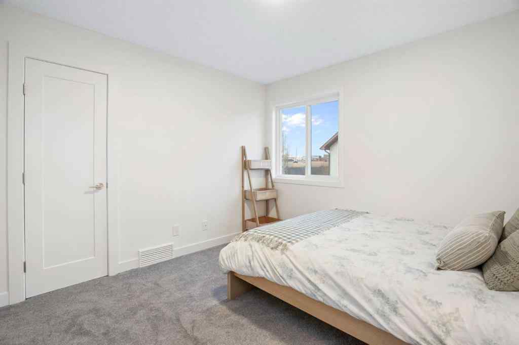 MLS® A2268894 - 523 Woodbriar Place SW in Woodbine Calgary, Residential