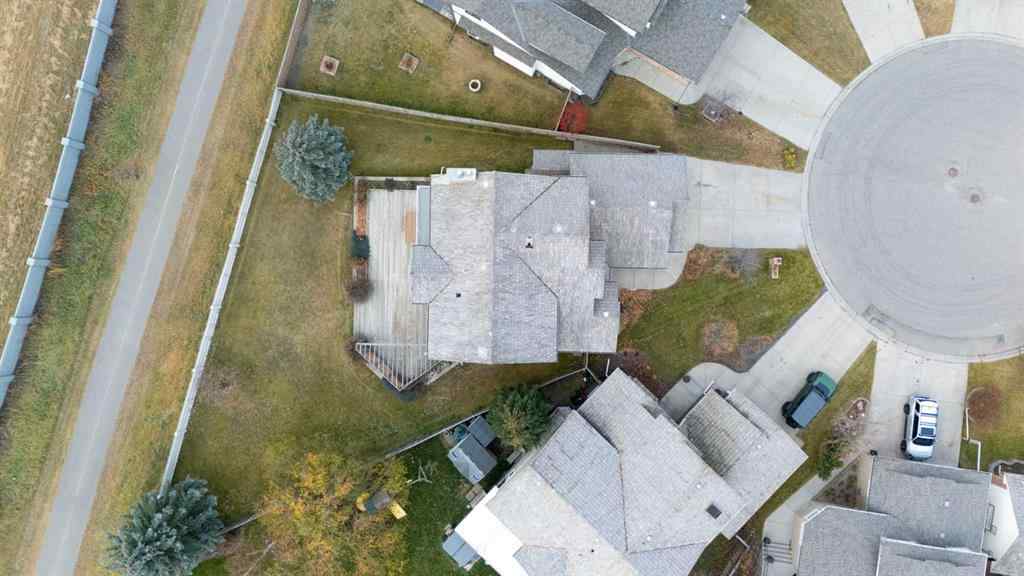 MLS® A2268894 - 523 Woodbriar Place SW in Woodbine Calgary, Residential