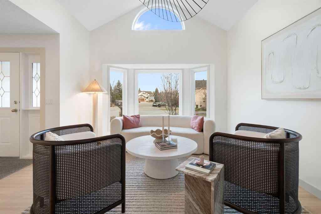 MLS® A2268894 - 523 Woodbriar Place SW in Woodbine Calgary, Residential