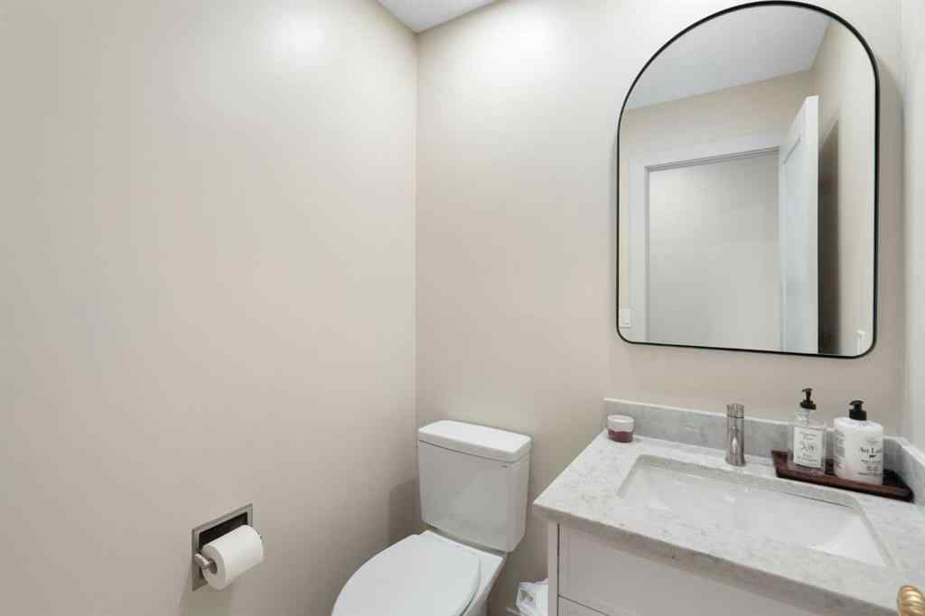 MLS® A2268894 - 523 Woodbriar Place SW in Woodbine Calgary, Residential