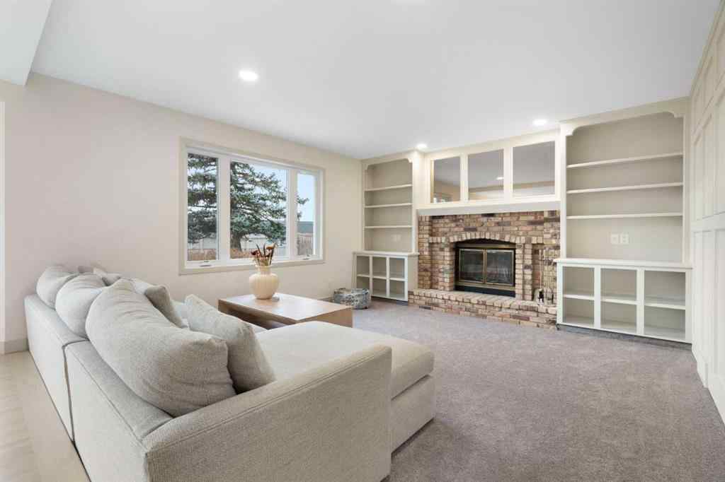 MLS® A2268894 - 523 Woodbriar Place SW in Woodbine Calgary, Residential