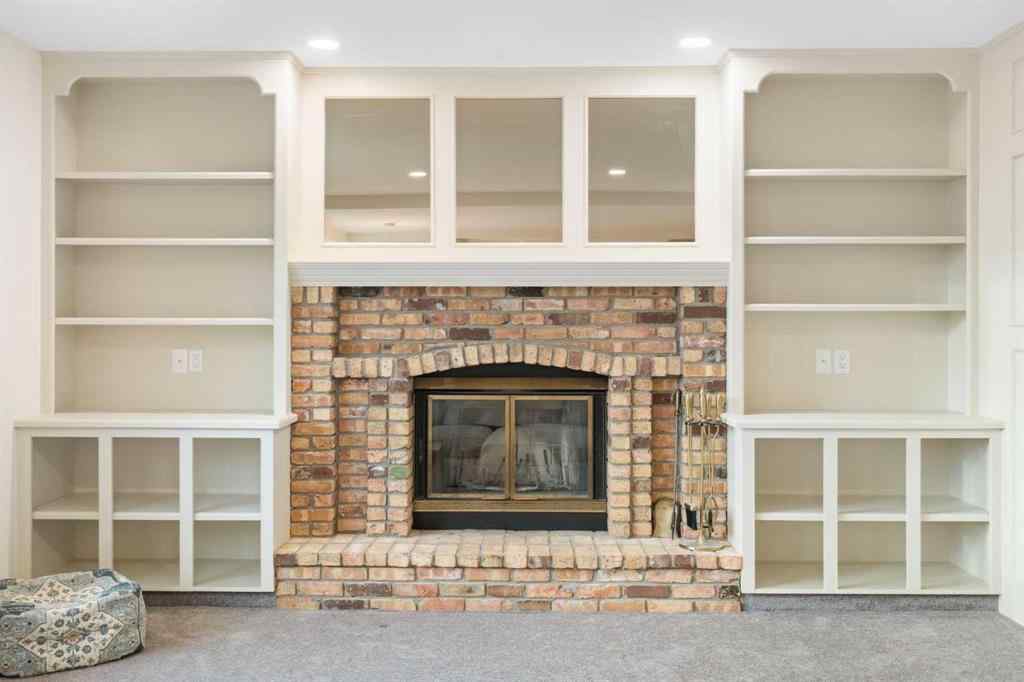 MLS® A2268894 - 523 Woodbriar Place SW in Woodbine Calgary, Residential