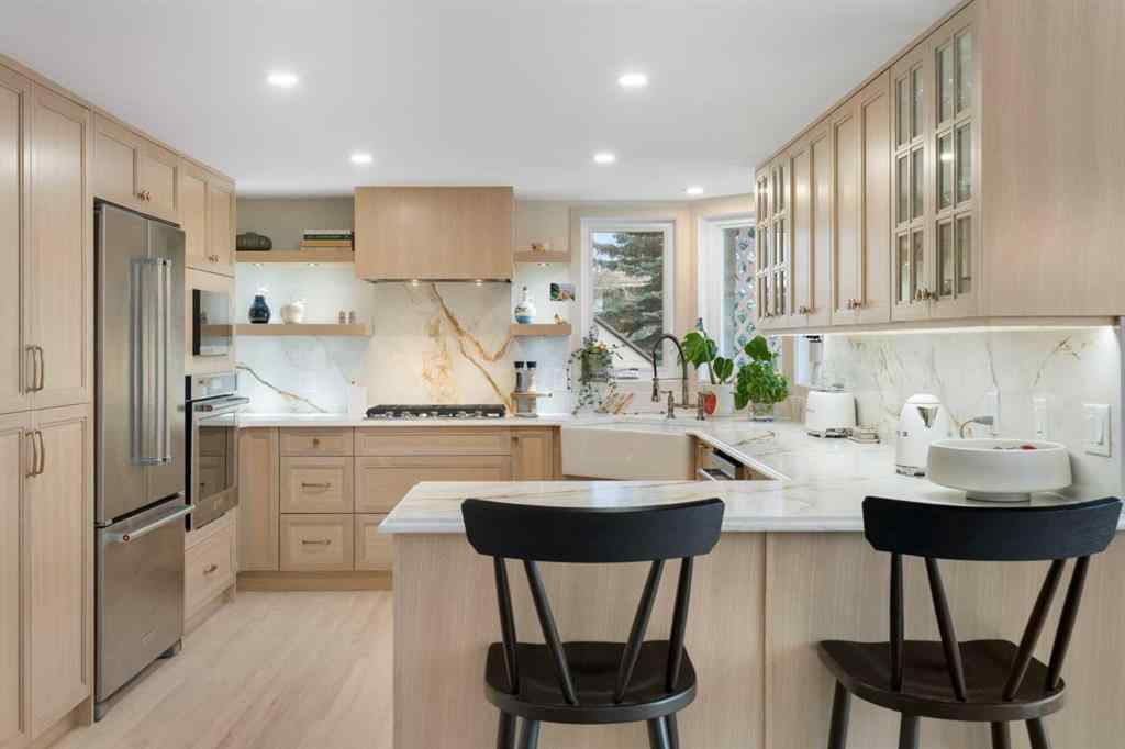 MLS® A2268894 - 523 Woodbriar Place SW in Woodbine Calgary, Residential