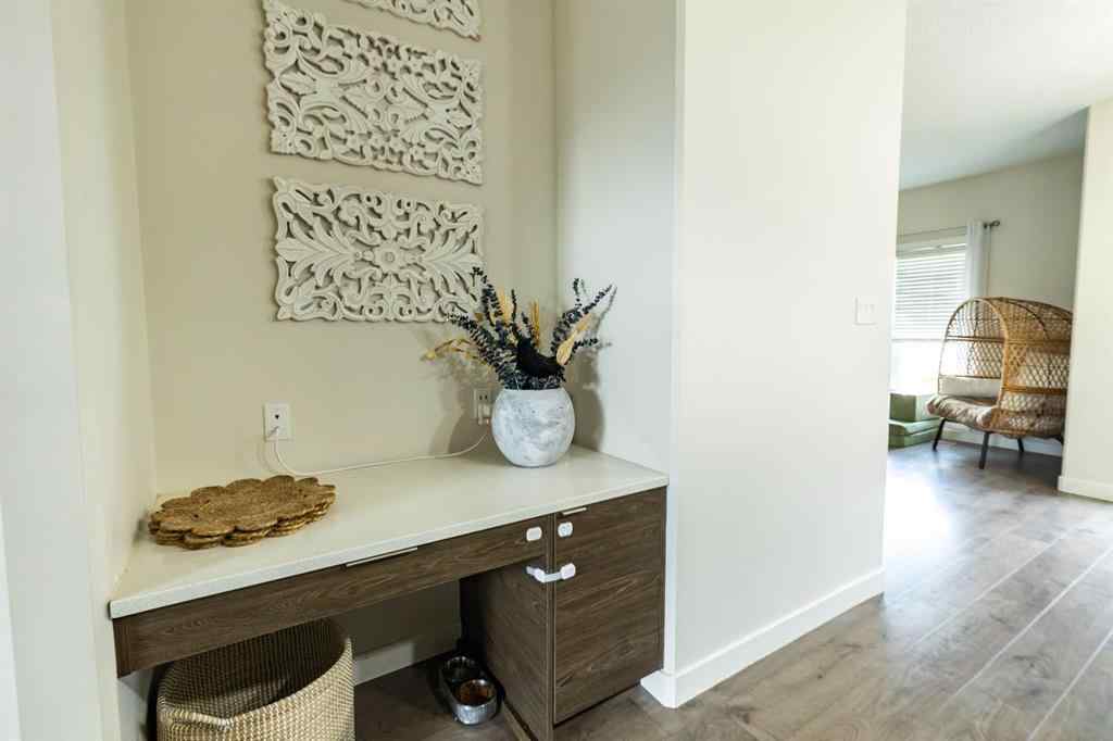 MLS® A2268900 - 1015 Mt Sundance Manor W in Sunridge Lethbridge, Residential