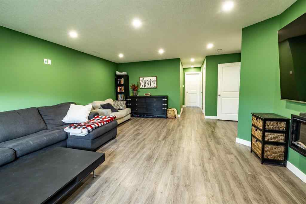 MLS® A2268900 - 1015 Mt Sundance Manor W in Sunridge Lethbridge, Residential