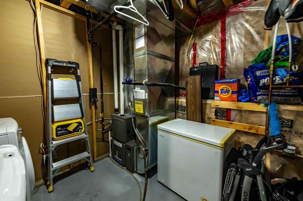 MLS® A2268900 - 1015 Mt Sundance Manor W in Sunridge Lethbridge, Residential