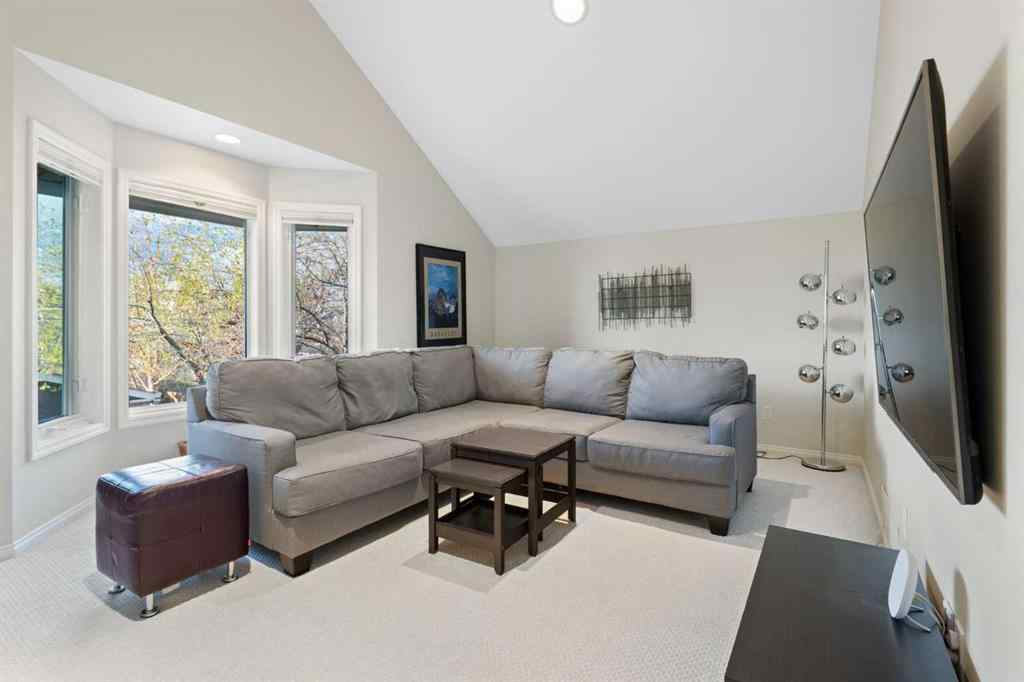 MLS® A2268903 - 2827 Canmore Road NW in Banff Trail Calgary, Residential