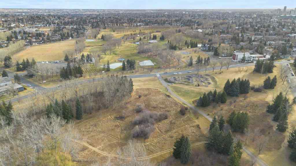 MLS® A2268903 - 2827 Canmore Road NW in Banff Trail Calgary, Residential