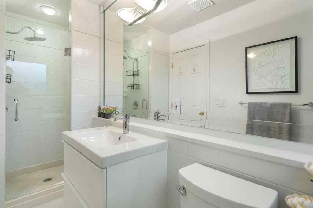 MLS® A2268903 - 2827 Canmore Road NW in Banff Trail Calgary, Residential