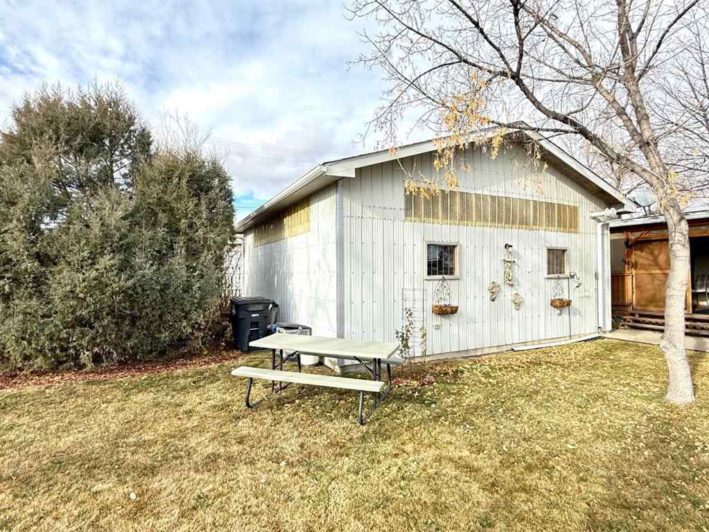 MLS&reg; # A2268920 - 148 Young Crescent  in NONE Stavely, Residential Open Houses