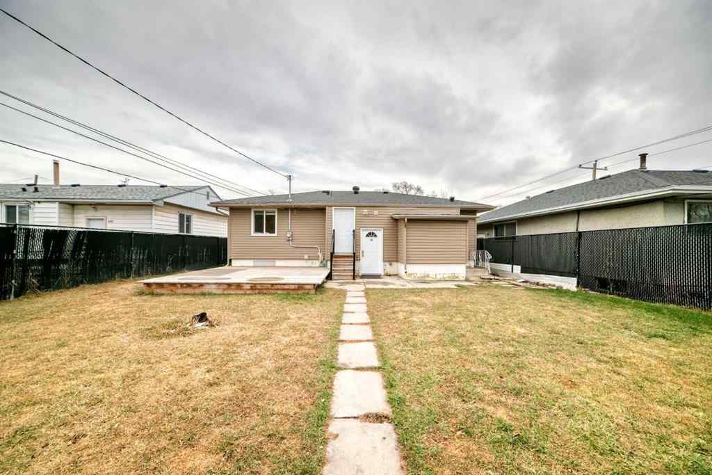 MLS&reg; # A2268922 - 1835 42 Street SE in Forest Lawn Calgary, Residential Open Houses