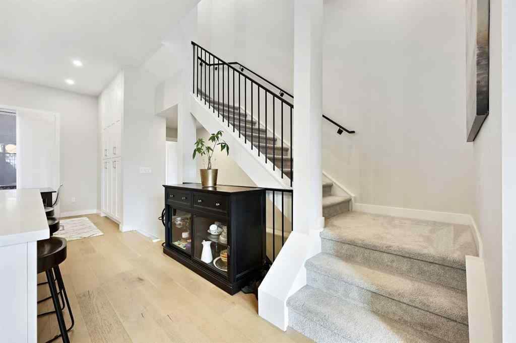 MLS® A2268923 - 4929 20 Street SW in Altadore Calgary, Residential