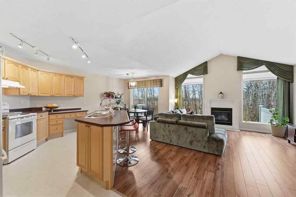 MLS® A2268926 - 213 Dayspring Bay  in NONE Rural Rocky View County, Residential