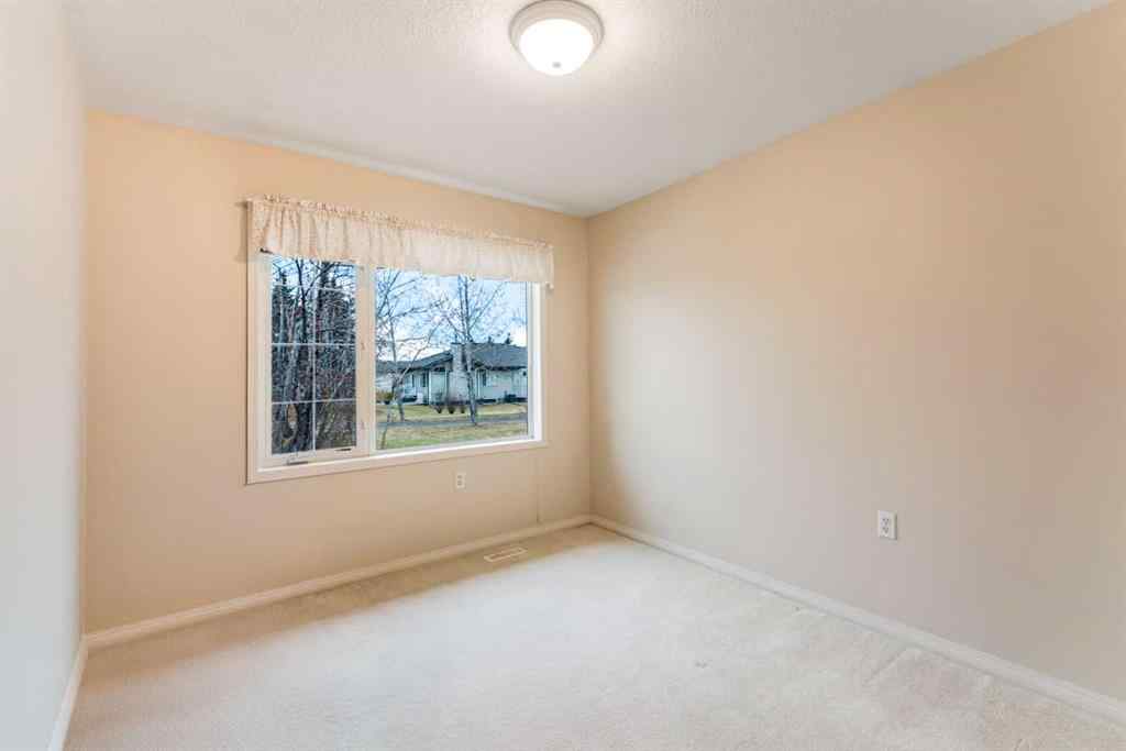 MLS® A2268926 - 213 Dayspring Bay  in NONE Rural Rocky View County, Residential