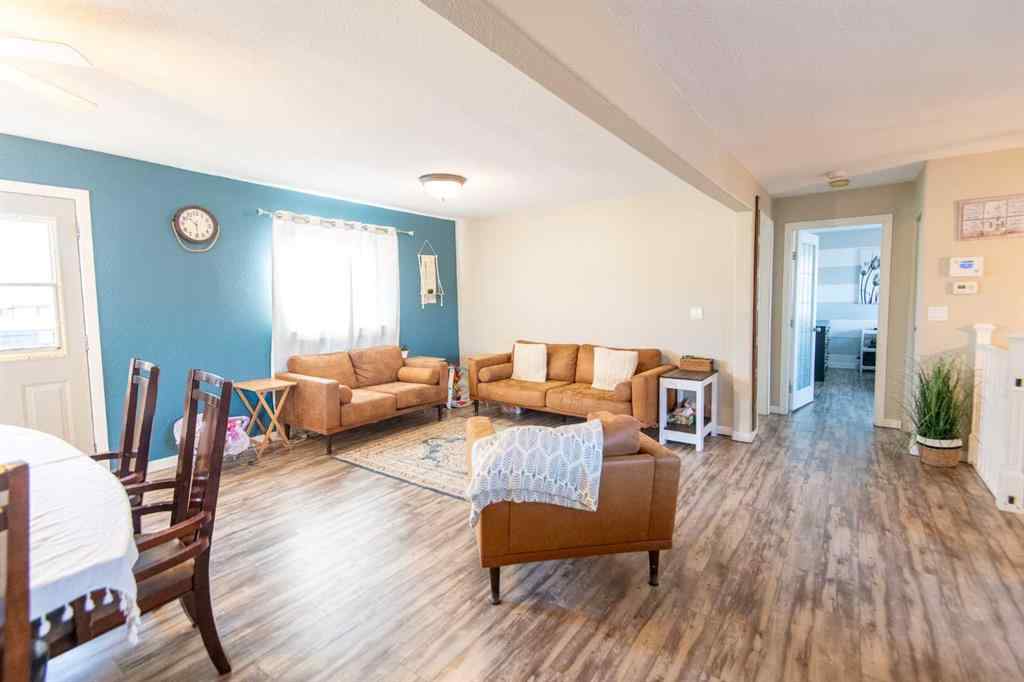 MLS® A2268928 - 10109 107 Street  in NONE La Crete, Residential