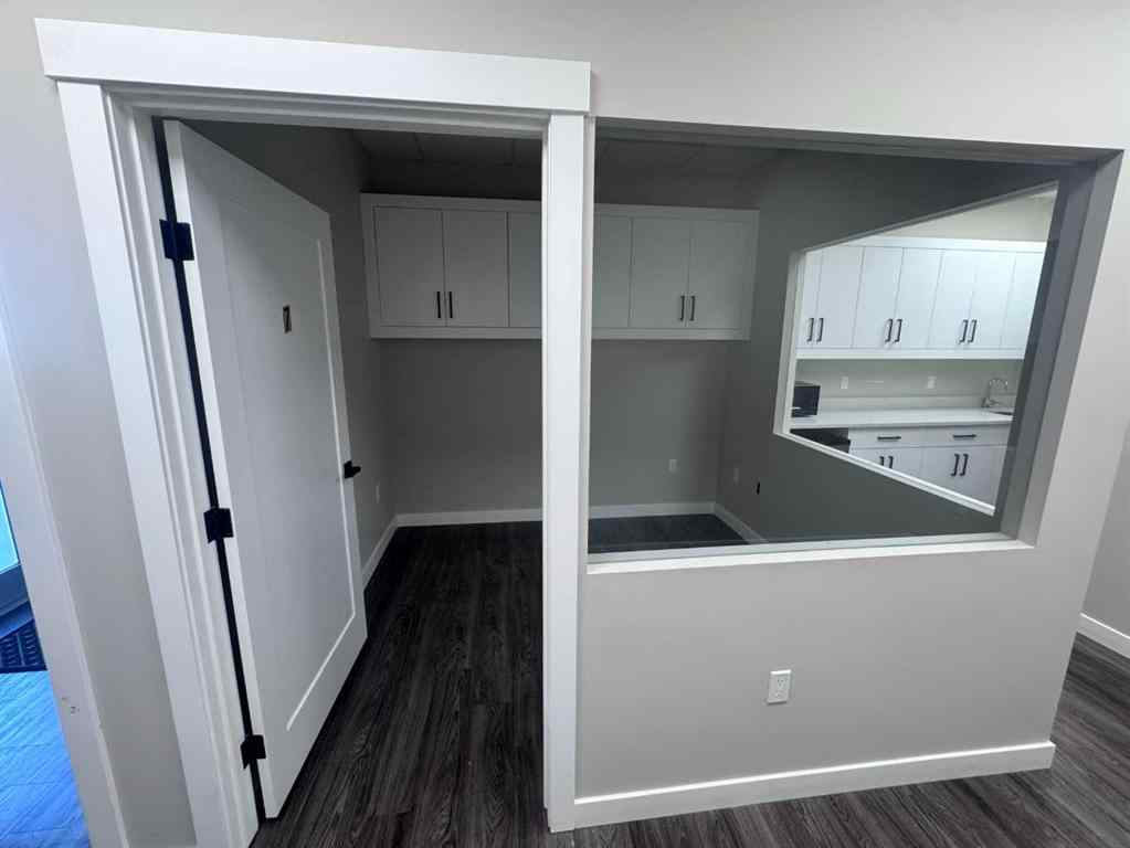 MLS® A2268929 - Unit #1015 4231 109 Avenue NE in Stoney 3 Calgary, Commercial