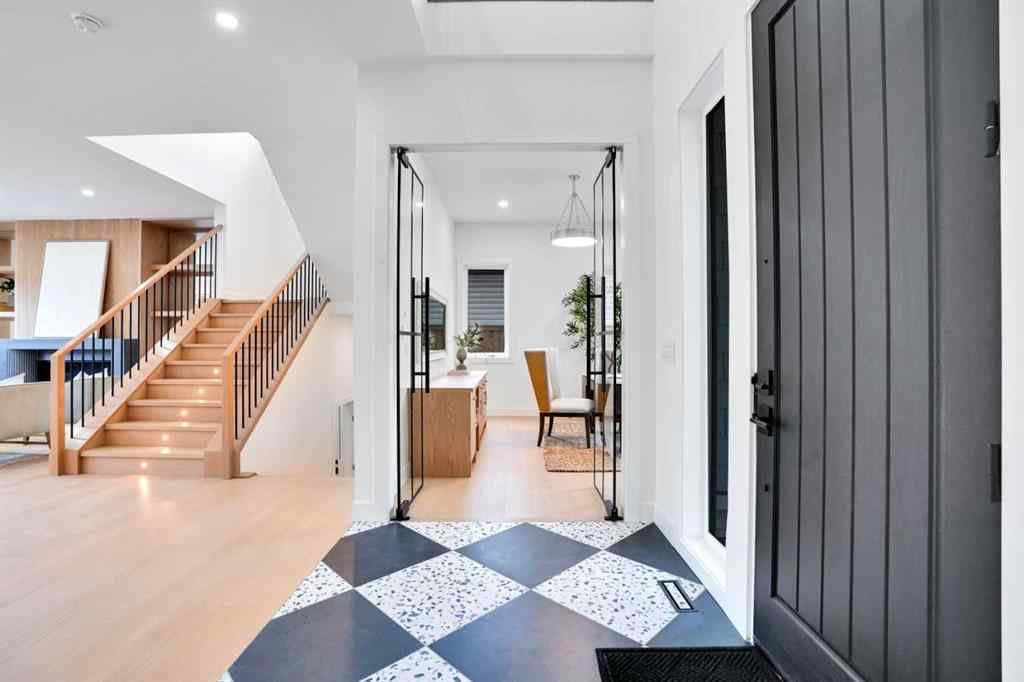 MLS® A2268933 - 6312 Lacombe Way SW in Lakeview Calgary, Residential