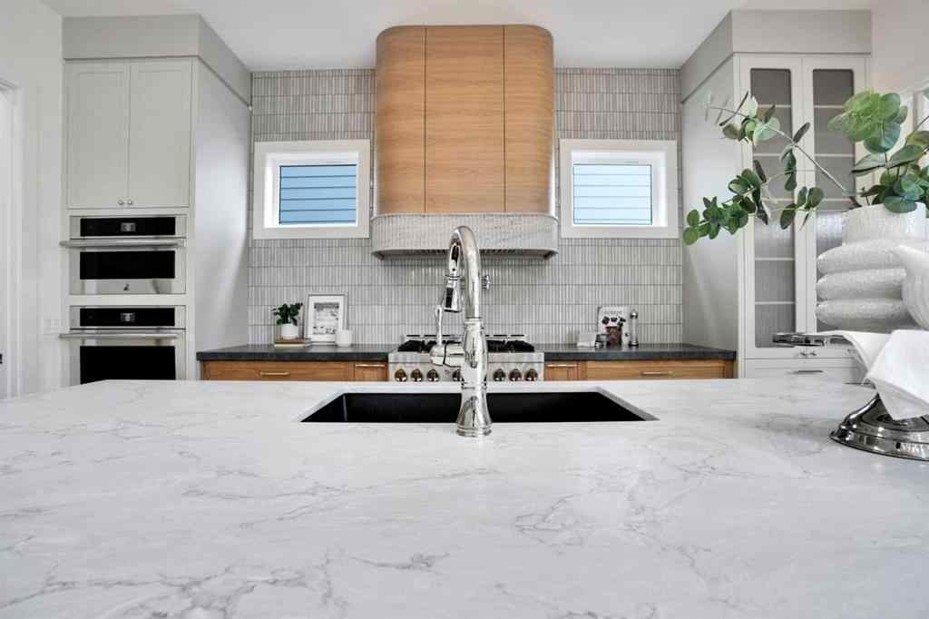 MLS® A2268933 - 6312 Lacombe Way SW in Lakeview Calgary, Residential