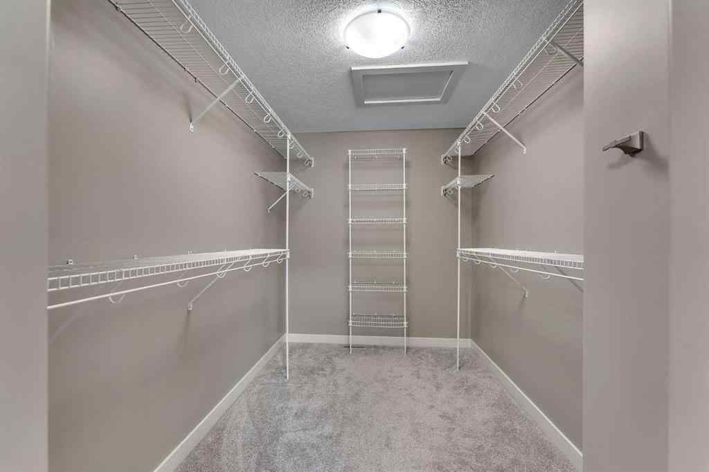 MLS® A2268934 - 204 Sunset View  in Sunset Ridge Cochrane, Residential