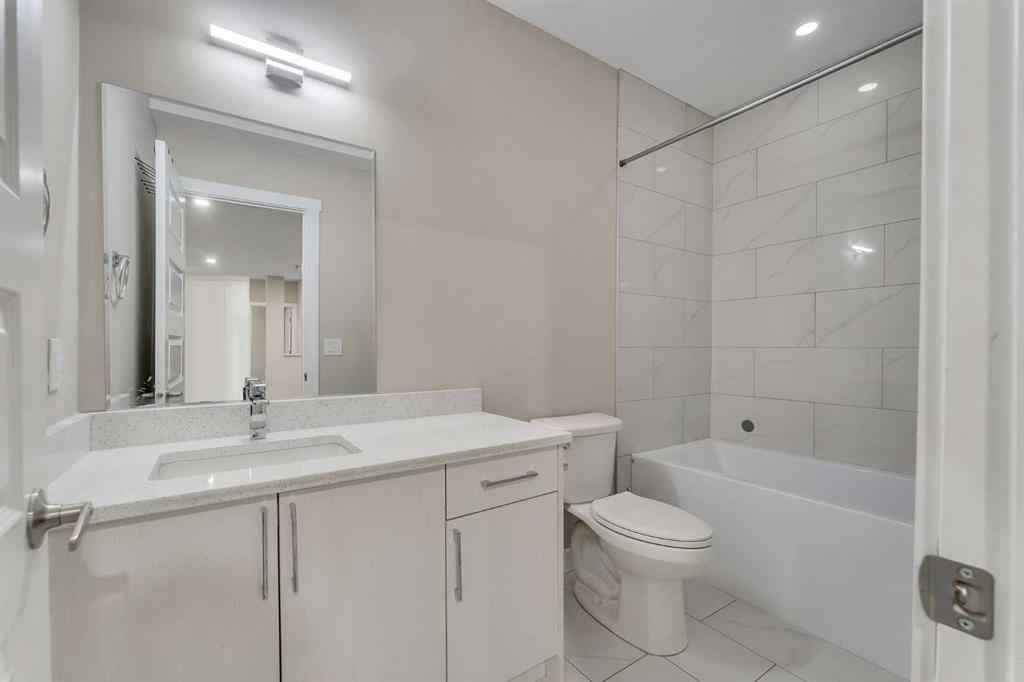 MLS® A2268934 - 204 Sunset View  in Sunset Ridge Cochrane, Residential