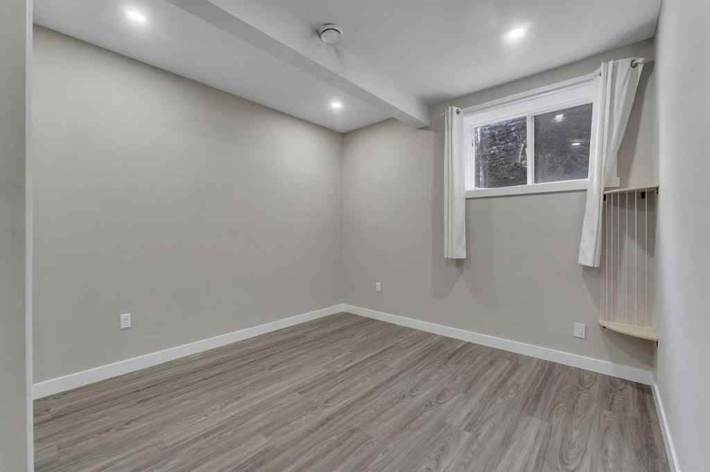 MLS® A2268934 - 204 Sunset View  in Sunset Ridge Cochrane, Residential