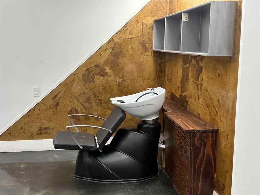 MLS® A2268936 - 9803 105 Street  in College Park Grande Prairie, Commercial