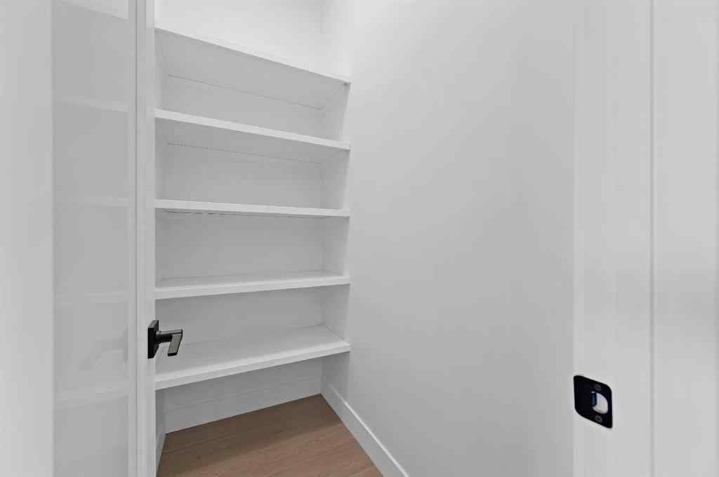 MLS® A2268937 - 5011 21 Avenue NW in Montgomery Calgary, Residential