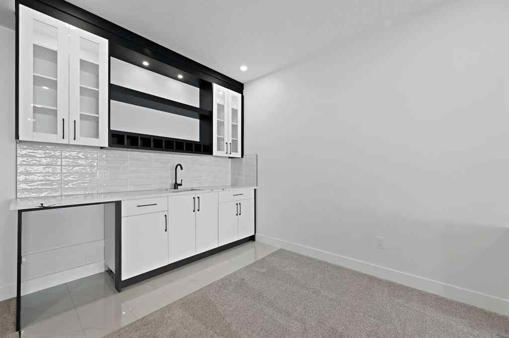 MLS® A2268937 - 5011 21 Avenue NW in Montgomery Calgary, Residential