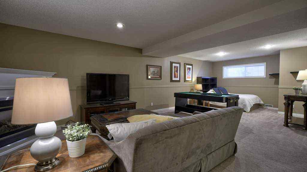 MLS&reg; # A2268938 - 138 Sierra Morena Green SW in Signal Hill Calgary, Residential Open Houses