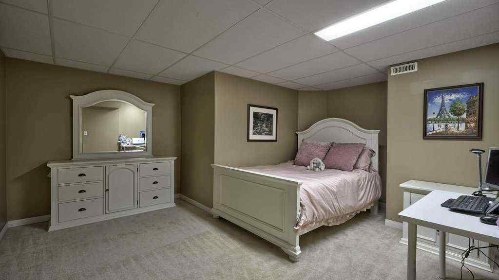 MLS&reg; # A2268938 - 138 Sierra Morena Green SW in Signal Hill Calgary, Residential Open Houses