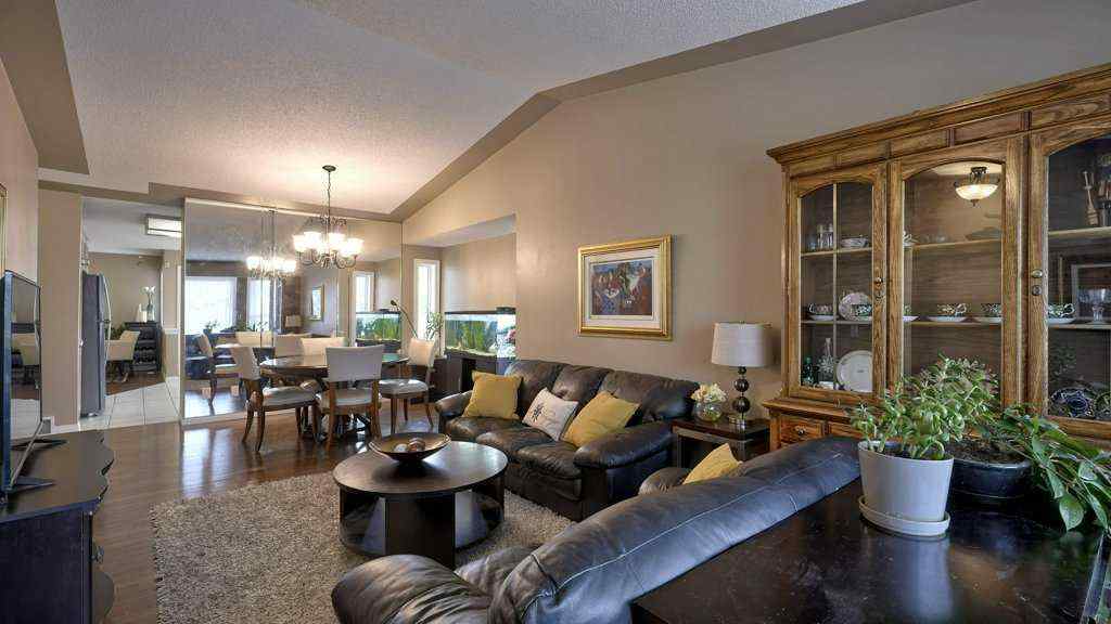 MLS&reg; # A2268938 - 138 Sierra Morena Green SW in Signal Hill Calgary, Residential Open Houses