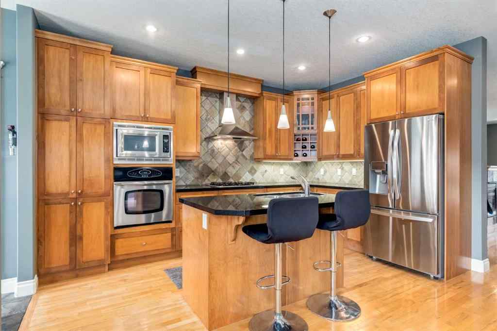 MLS® A2268943 - 1406 29 Street SW in Shaganappi Calgary, Residential