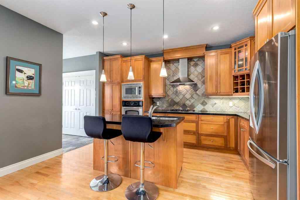 MLS® A2268943 - 1406 29 Street SW in Shaganappi Calgary, Residential