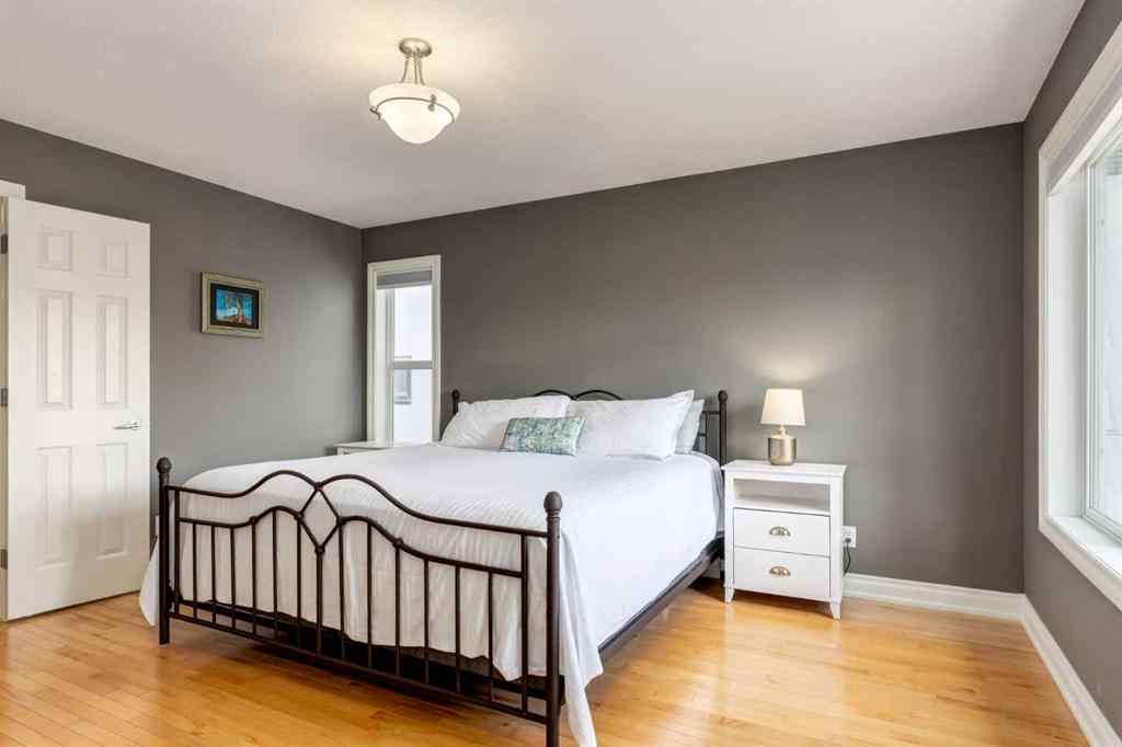 MLS® A2268943 - 1406 29 Street SW in Shaganappi Calgary, Residential