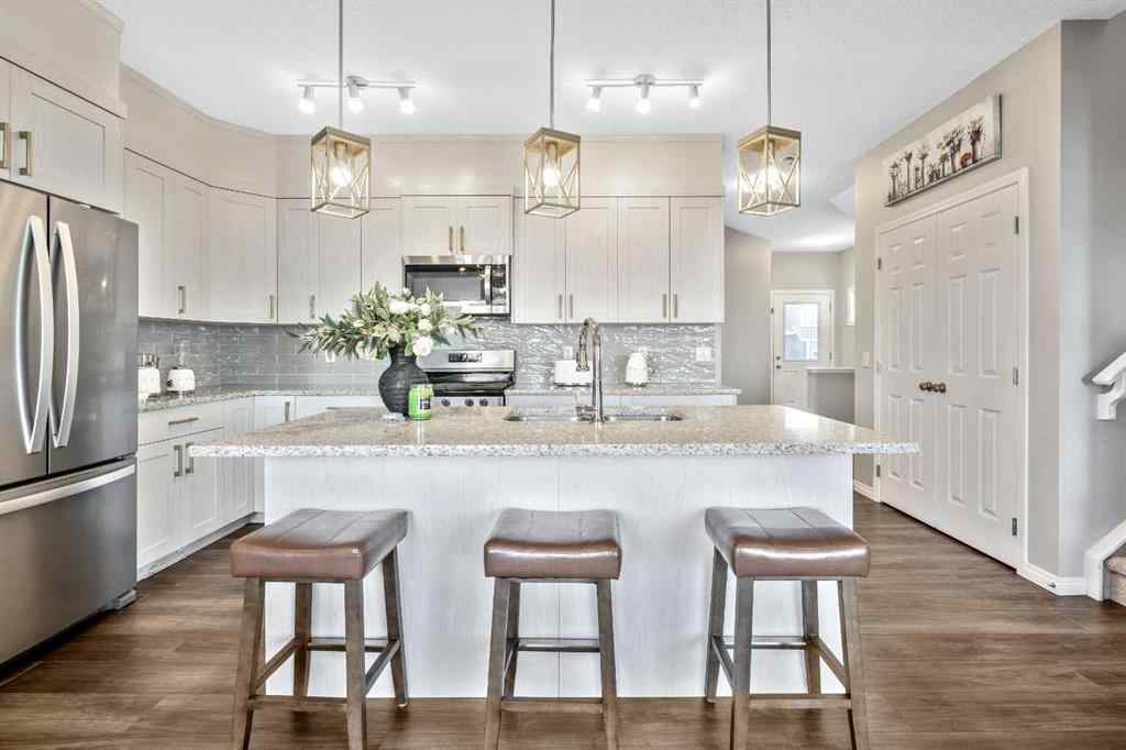 MLS® # A2268948 - 920 Midtown Avenue SW in Midtown Airdrie, Residential Open Houses