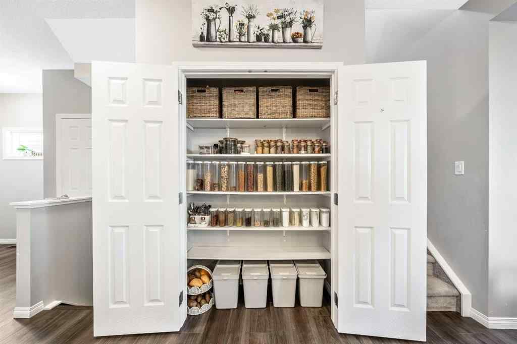 MLS® # A2268948 - 920 Midtown Avenue SW in Midtown Airdrie, Residential Open Houses