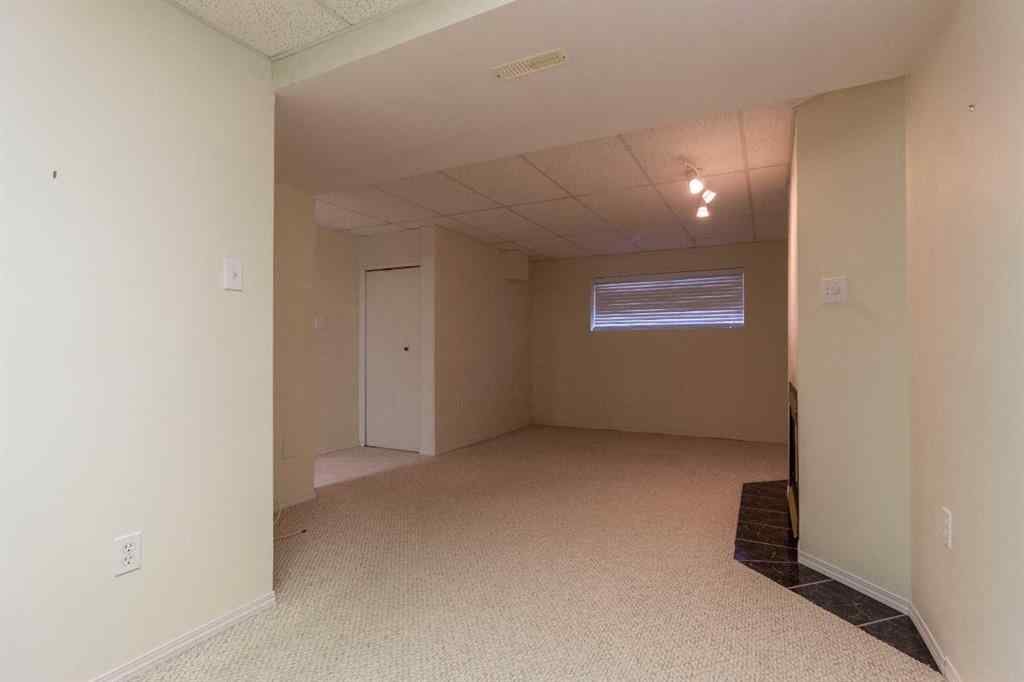 MLS® A2268949 - 225 19 Street NE in Northeast Crescent Heights Medicine Hat, Residential