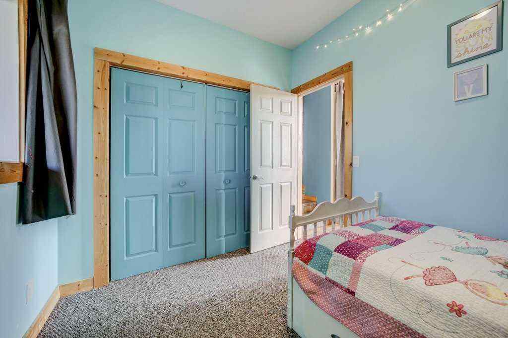 MLS&reg; # A2268953 - 3 Southview Estates  in NONE Rural Pincher Creek No. 9, M.D. of, Residential Open Houses