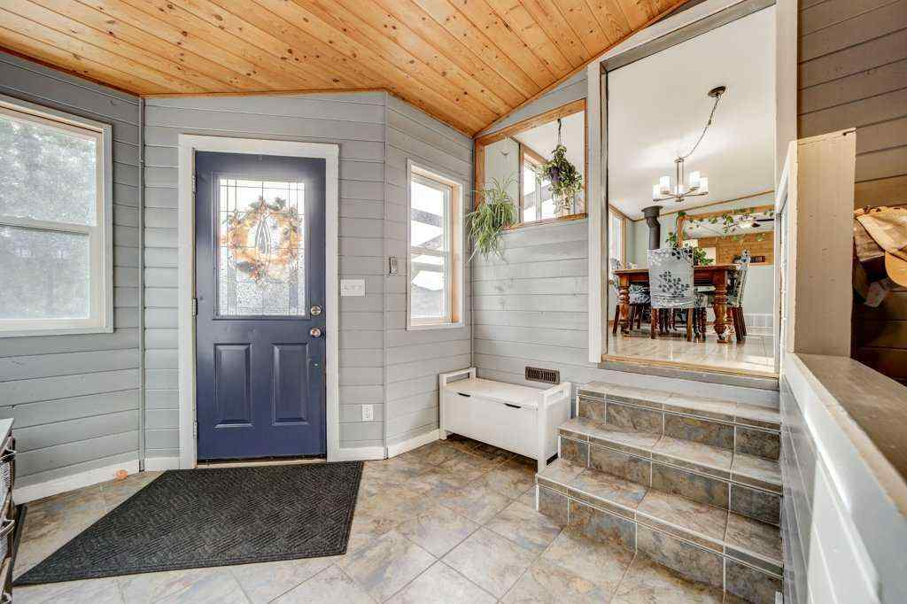 MLS&reg; # A2268953 - 3 Southview Estates  in NONE Rural Pincher Creek No. 9, M.D. of, Residential Open Houses