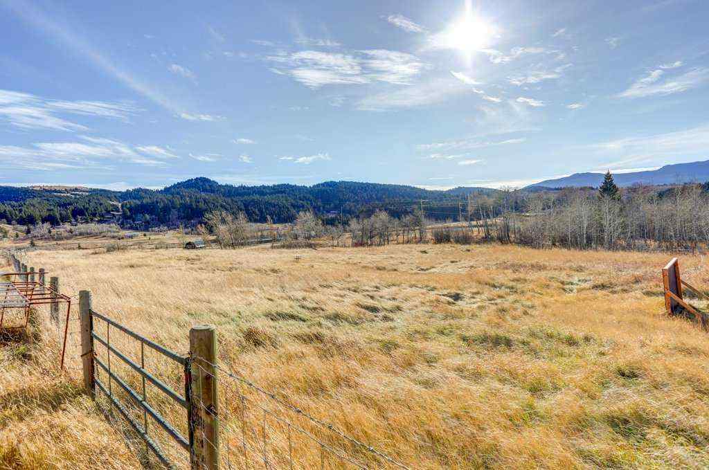 MLS&reg; # A2268953 - 3 Southview Estates  in NONE Rural Pincher Creek No. 9, M.D. of, Residential Open Houses