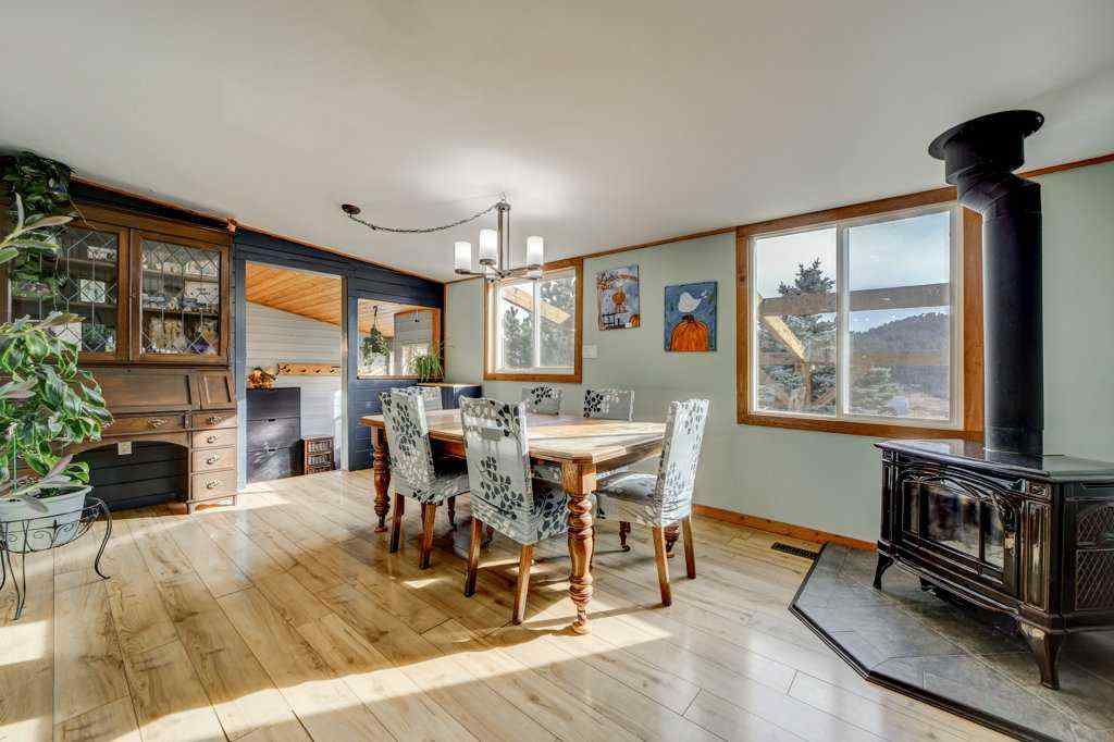 MLS&reg; # A2268953 - 3 Southview Estates  in NONE Rural Pincher Creek No. 9, M.D. of, Residential Open Houses