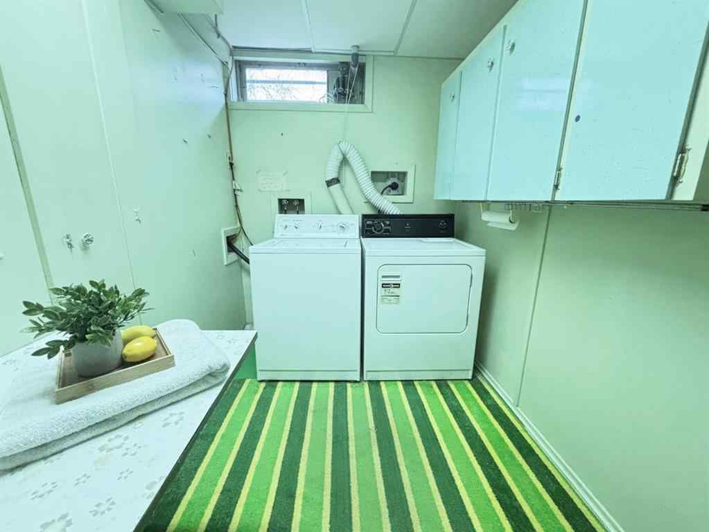 MLS® A2268954 - 1320 Southbow Place SW in Southwood Calgary, Residential