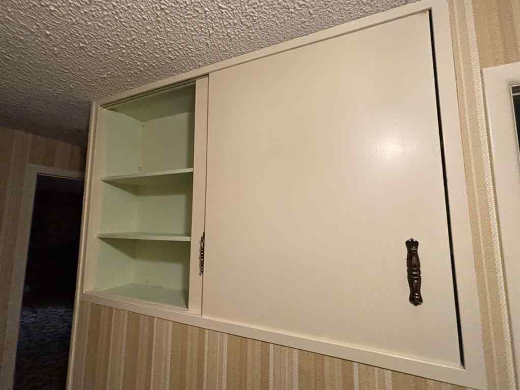 MLS® A2268954 - 1320 Southbow Place SW in Southwood Calgary, Residential