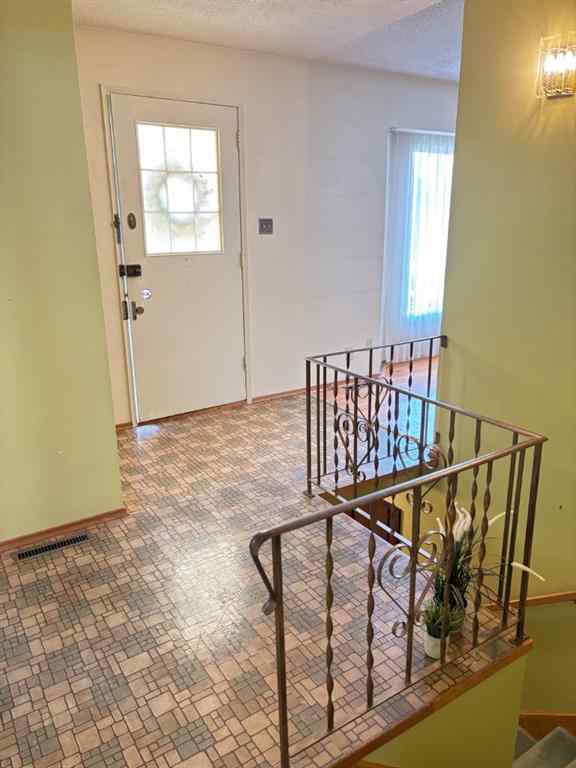 MLS® A2268954 - 1320 Southbow Place SW in Southwood Calgary, Residential