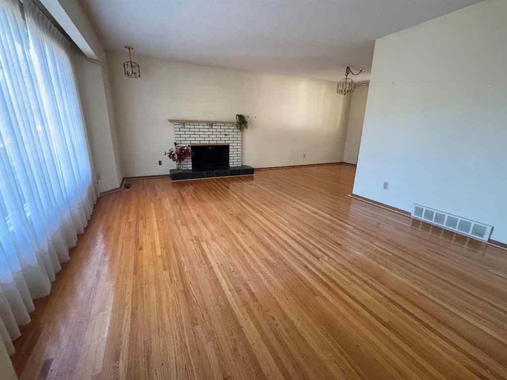 MLS® A2268954 - 1320 Southbow Place SW in Southwood Calgary, Residential