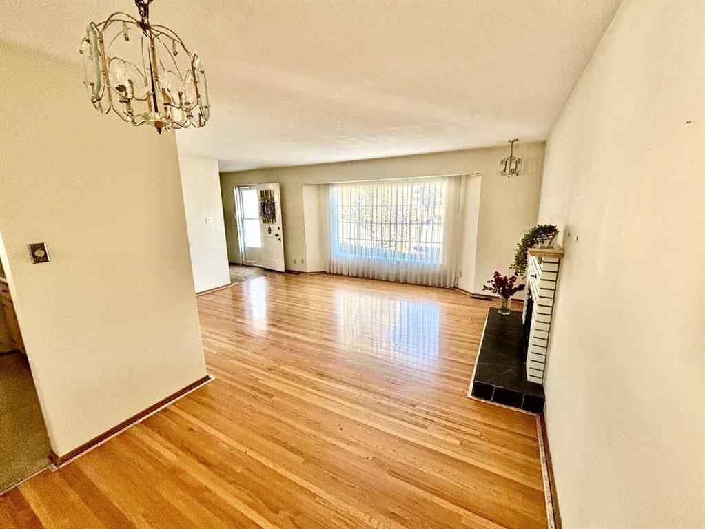 MLS® A2268954 - 1320 Southbow Place SW in Southwood Calgary, Residential