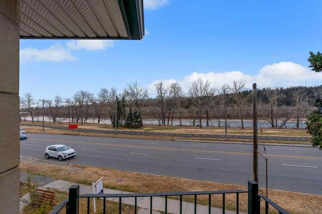 MLS® A2268958 - 2834 Parkdale Boulevard NW in West Hillhurst Calgary, Residential